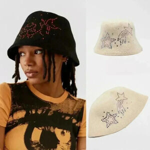 Urban Outfitters Gabbi Rhinestone Bucket Hat In Ivory Celestial NWOT $25